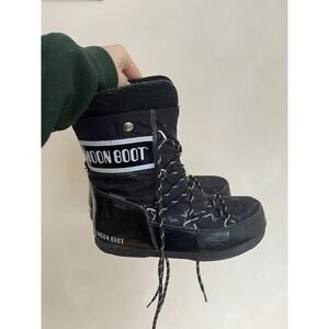 Moon Boot The Original Black Nylon Snow Boots Womens Size 8 EU 39